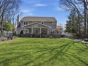 5 Clemens Court, East Setauket NY 11733