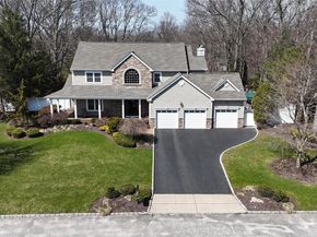 5 Clemens Court, East Setauket NY 11733