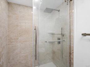 10 Faye Court, Plainview NY 11803