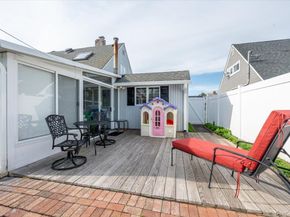 253 Blacksmith Road S, Levittown NY 11756
