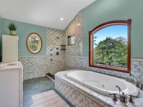 26 Peachtree Lane, Mount Sinai NY 11766