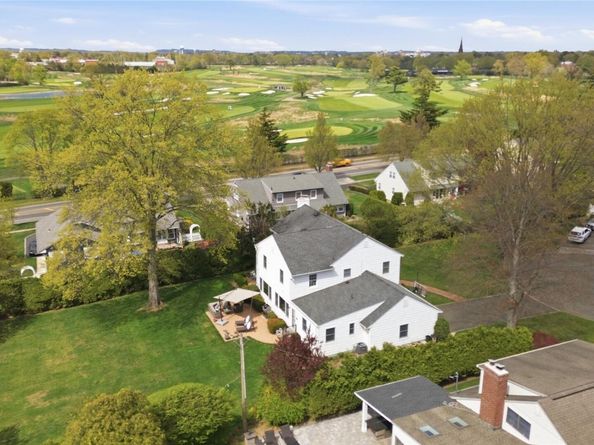 9 Sunset Lane, Garden City NY 11530
