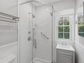 9 Sunset Lane, Garden City NY 11530