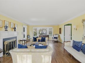 9 Sunset Lane, Garden City NY 11530