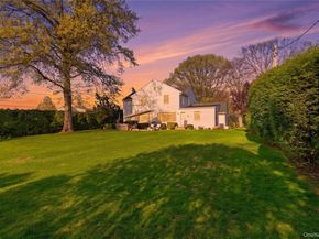 9 Sunset Lane, Garden City NY 11530