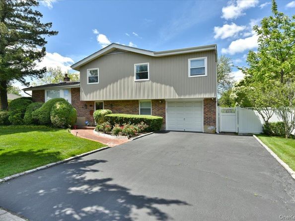 10 Orange Drive, Jericho NY 11753