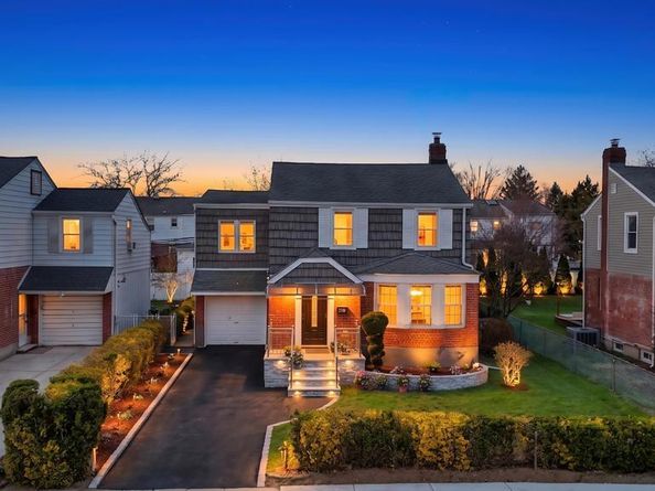 160 Fallon Avenue, Elmont NY 11003