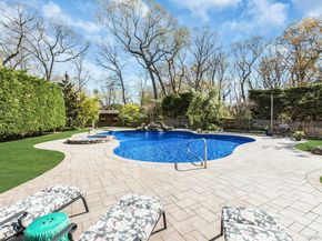41 Yoakum Street, Farmingdale NY 11735
