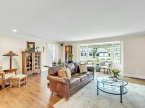 41 Yoakum Street, Farmingdale NY 11735
