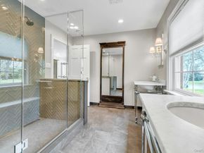 41 Yoakum Street, Farmingdale NY 11735