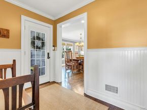 41 Yoakum Street, Farmingdale NY 11735