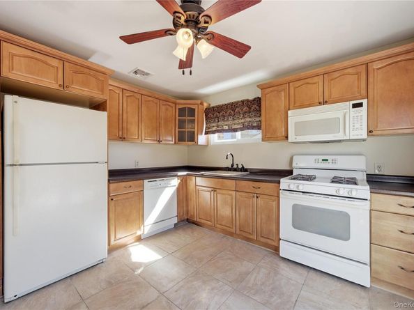 802 Nebraska Avenue, Bay Shore NY 11706