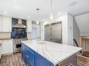 42 Sandy Lane, Massapequa NY 11758