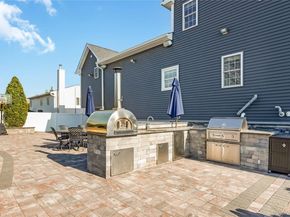 42 Sandy Lane, Massapequa NY 11758