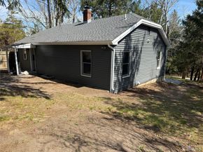 2288 River Road, Calverton NY 11933