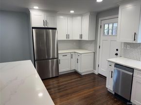 2288 River Road, Calverton NY 11933
