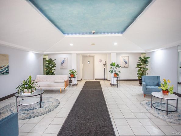 855 E Broadway 6H, Long Beach NY 11561