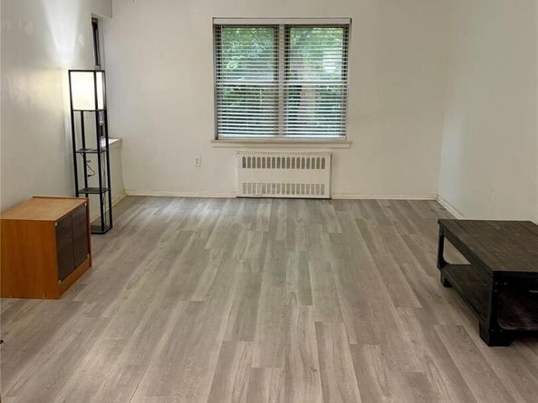255 Bronx River Road 6J, Yonkers NY 10704