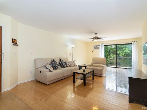 500 Central Park Avenue 146, Scarsdale NY 10583