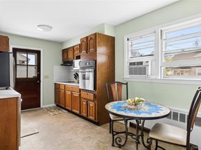 33 Lindbergh Avenue, Glen Cove NY 11542