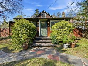 2 Isis Road, Rocky Point NY 11778