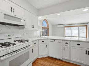 2 Isis Road, Rocky Point NY 11778