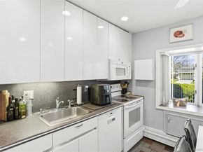 34 Link Lane, Hicksville NY 11801
