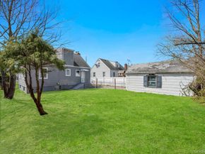 108 Lido Parkway, Lindenhurst NY 11757
