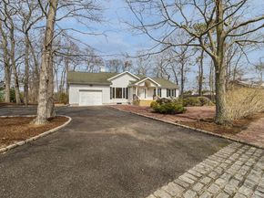4 Carols Way, Hampton Bays NY 11946