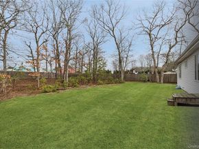 4 Carols Way, Hampton Bays NY 11946