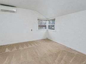 260 Roundhill Drive, Yonkers NY 10710