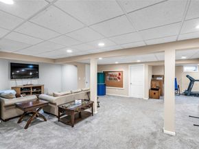 1 Kings Court, Hauppauge NY 11788
