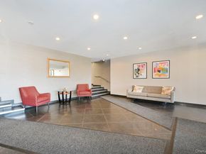 2 Birchwood Court 5H, Mineola NY 11501