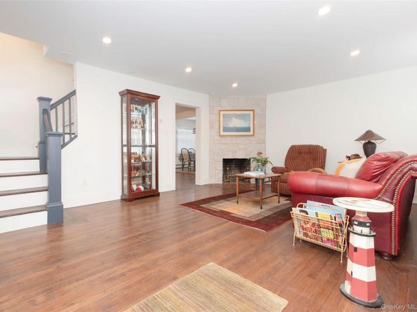 211 Bowne Street, Bronx NY 10464