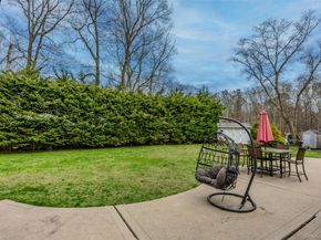 9 S Pond Trail, Ridge NY 11961