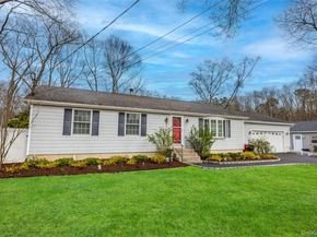 9 S Pond Trail, Ridge NY 11961
