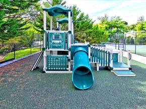 198 Erik Drive, East Setauket NY 11733