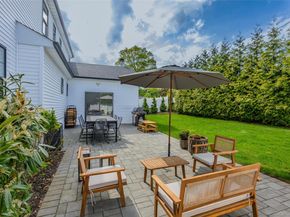 8 Piper Place, Old Bethpage NY 11804