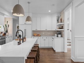 8 Piper Place, Old Bethpage NY 11804