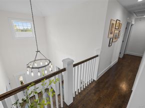8 Piper Place, Old Bethpage NY 11804