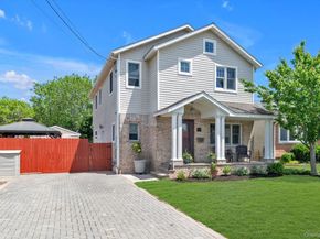 11 Koch Place, Carle Place NY 11514