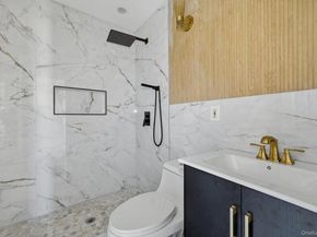 284 15th Street, West Babylon NY 11704