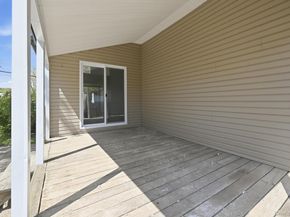284 15th Street, West Babylon NY 11704