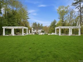 9 Godfrey Lane, Huntington NY 11743