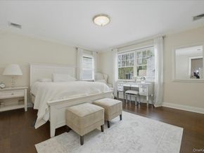 9 Godfrey Lane, Huntington NY 11743