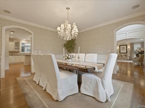 9 Godfrey Lane, Huntington NY 11743