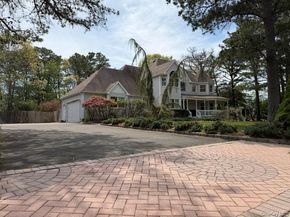 15 Fawn Crossing, Wading River NY 11792