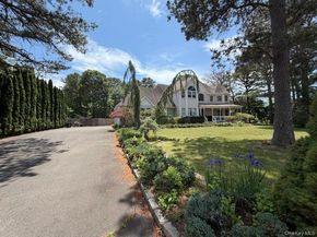 15 Fawn Crossing, Wading River NY 11792