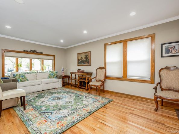 88-68 Commonwealth Boulevard, Bellerose NY 11426