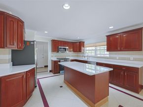 3 Sander Court, Middle Island NY 11953